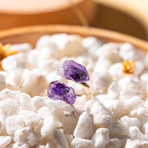 Raw Amethyst Ring: Calm Meets Clarity