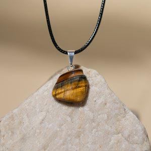 Tiger Eye Healing Pendant: Courage Catalyst