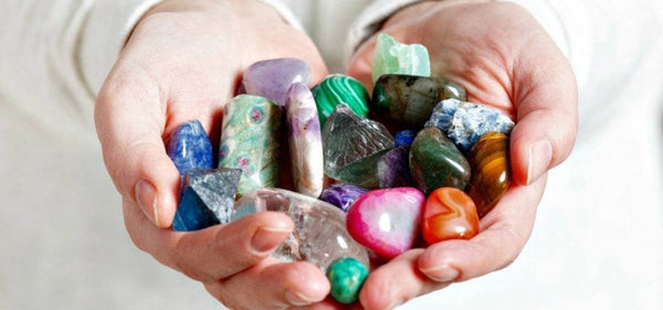 4 Best Crystals to Use in Crystal Elixirs