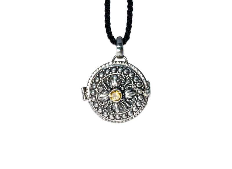 Jaya Success Manifestation Locket – Citrine Necklace for Confidence & Achievement