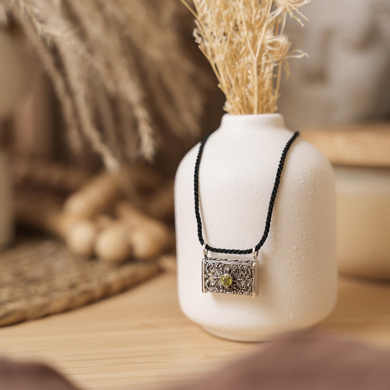 Kaya Wealth Manifestation Locket – Peridot Treasure Chest Necklace