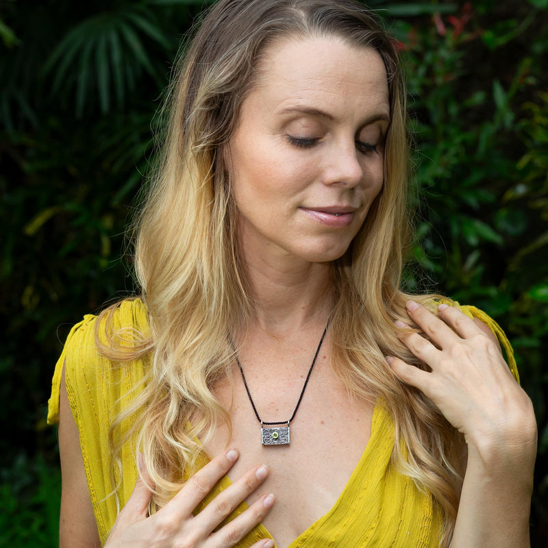 Kaya Wealth Manifestation Locket – Peridot Treasure Chest Necklace