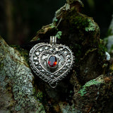 Cinta Love Manifestation Locket – Garnet Heart Necklace for Love