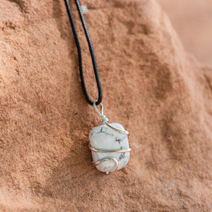 Howlite Wrapped Tumbled Pendant: Your Pocket-Sized Peacekeeper